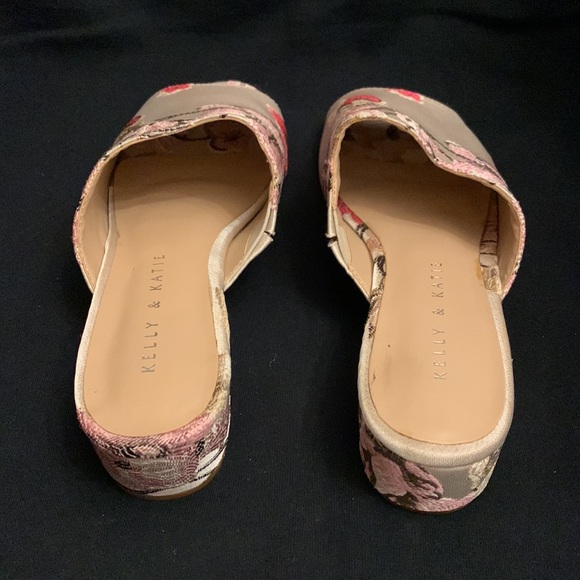 Kelly & Katie embroidered slip on amour sandals 6 - Picture 5 of 8
